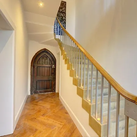 Holiday home Homebird - The Vicarage Leeds (West Yorkshire)