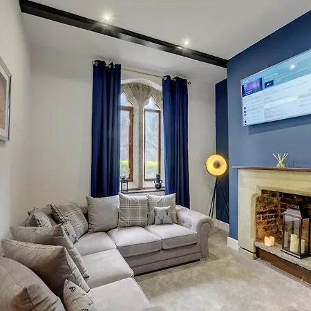 Homebird - The Vicarage Holiday home